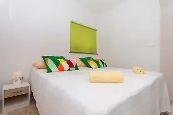 Apartments And Rooms Marino Trogir Croatia